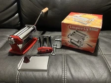 Imperia Pasta Maker - Dal 1932 and Imperia Simplex Capelli d'Angelo T.S Spaghett
