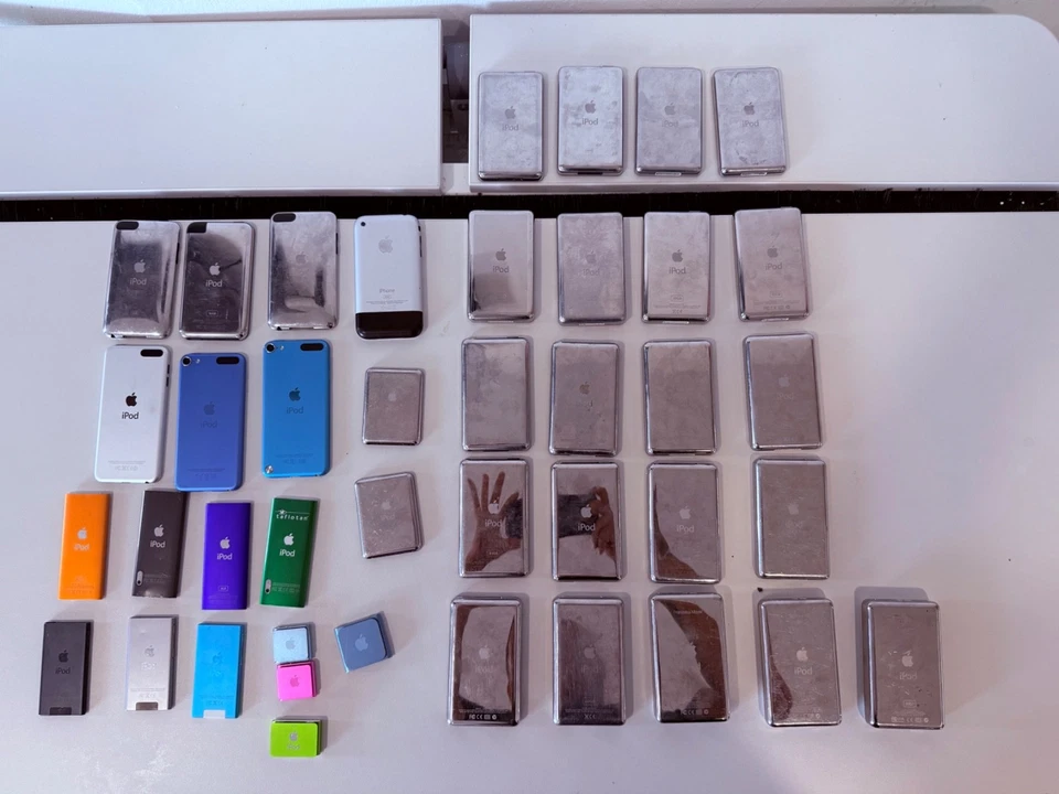Apple iPod Sammlung – 41 Geräte – iPod Classic, touch, nano, shuffle & iPhone 2G - Bild 2 von 4