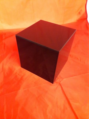 Schwarz Acryl Vitrine Würfel Ständer Quadratisch 5-seitig Box Tablett Laden Halter 100mm