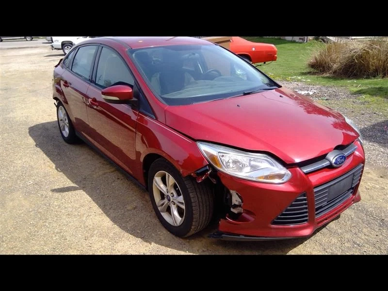 Portaequipajes y piñón de dirección Ford Focus 2013-2014 OEM Foto 3 de 4