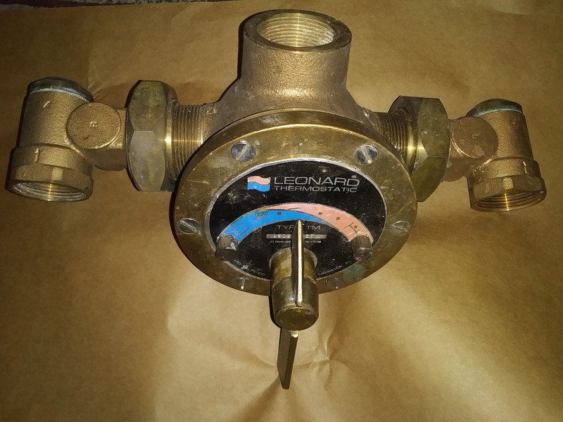 Leonard Valve Tm-150  Checkstop  1  1/4 Inlet