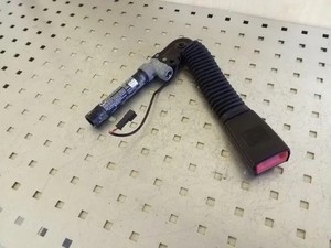 BMW 5 F10 Sitzschnalle vorne rechts 615796400D 2.0 Diesel 135kw 2011 26063593