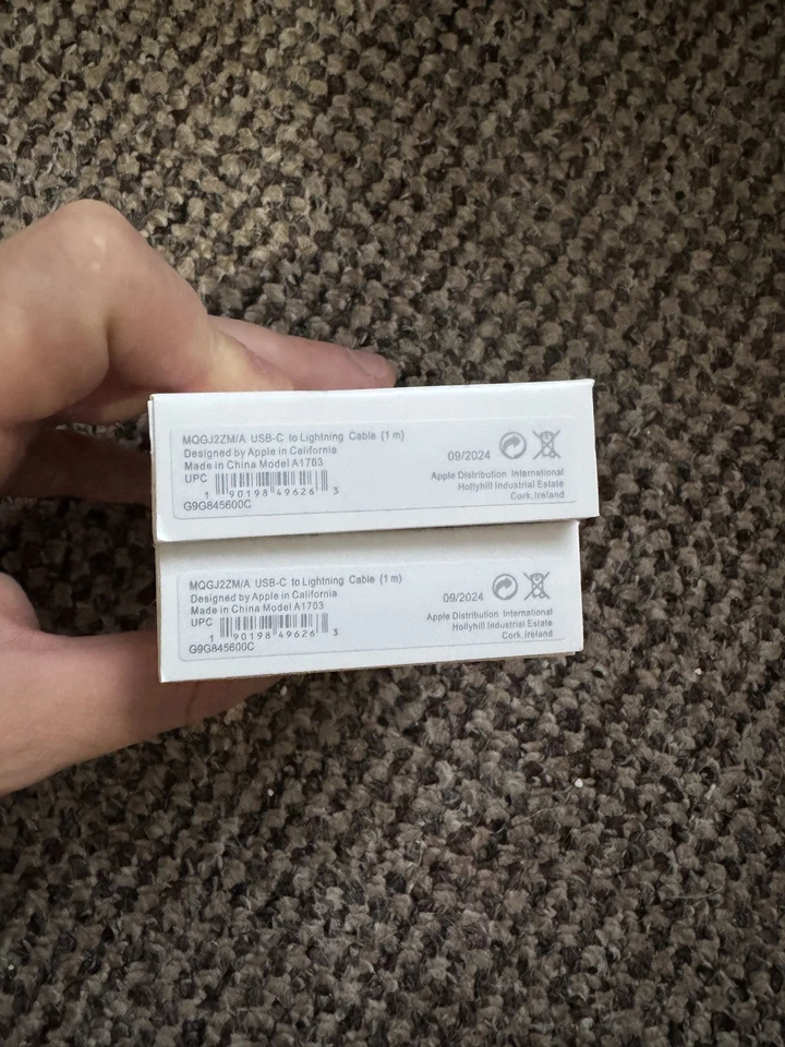 GENUINE 2 ORIGINAL Apple iPhone 14 13 12 11 Charger USB-C to Lightning Cable 1M - Image 3 of 3