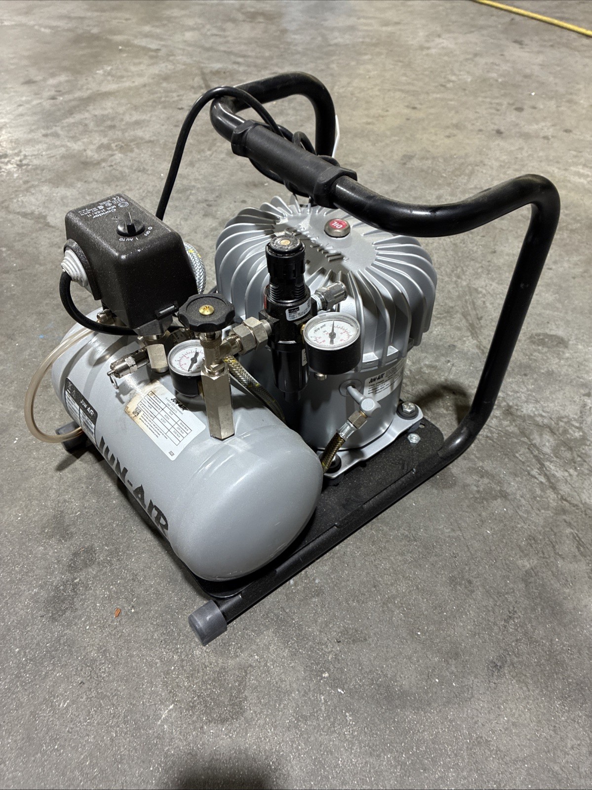 6-4 Series 120v/60hz 4l Tank-3
