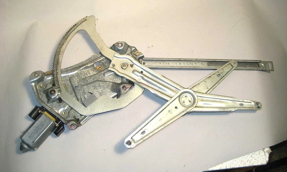 1994-1999 BMW E36 2dr Regulador de Janela Frontal Esquerda do Driver com Motor Fabricante de Equipamento Original - Imagem 2 de 2