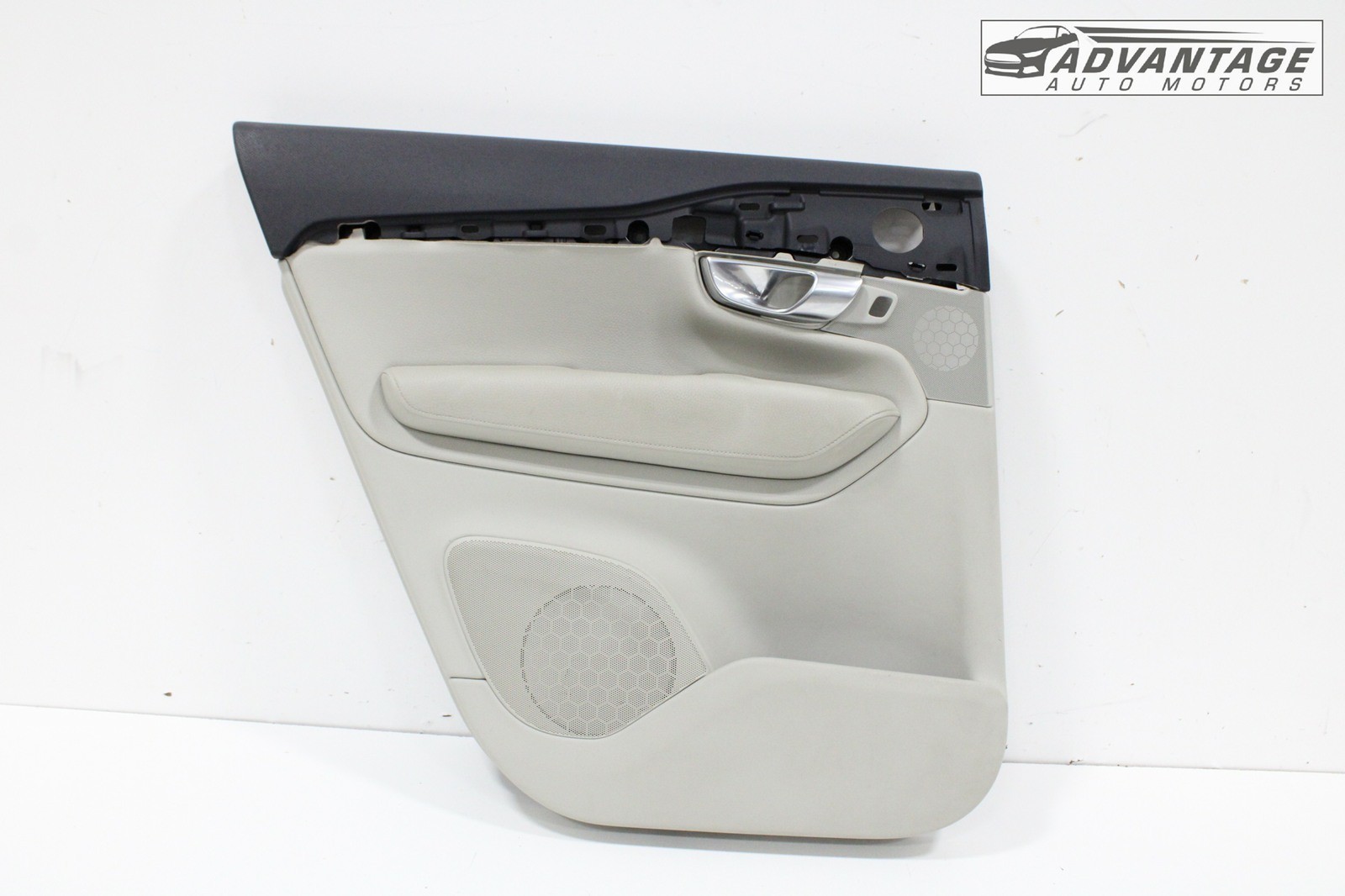 2016-2025 VOLVO XC90 REAR RIGHT SIDE INTERIOR DOOR PANEL TRIM COVER OEM