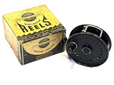 J.W. Young Beaudex 4'' Fliegenrolle (70er Jahre)