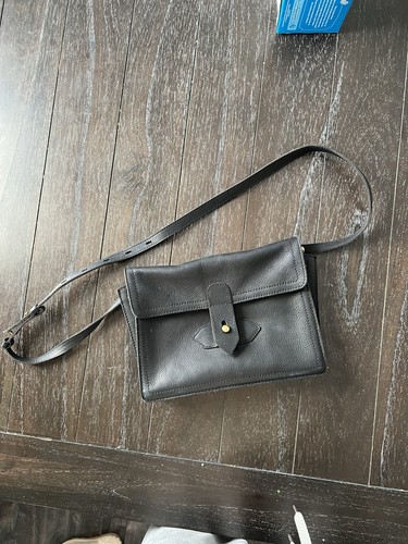 Madewell Sketchbook Black Leather Crossbody clutch Bag