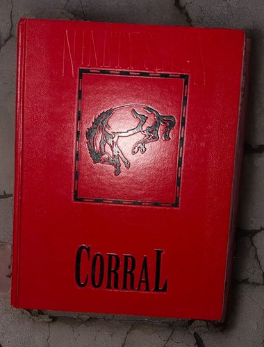 Signiertes Barrington Illinois High School Jahrbuch 1997 Corral gebraucht