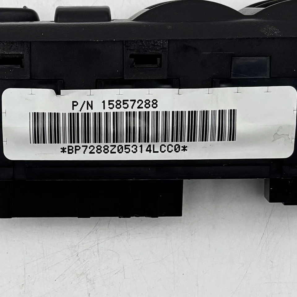 2006-2009 GCM Envoy Front Driver Side Door Lock Switch - Image 3 of 4