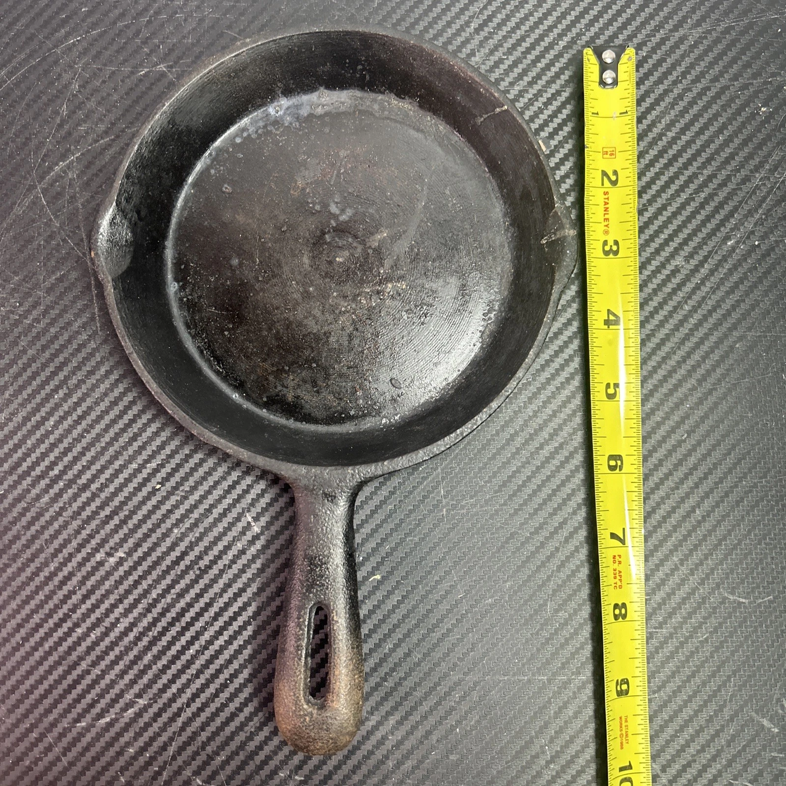 Vintage Unmarked 6 1/2" #2 Cast Iron Skillet Pan Taiwan