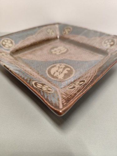 Tatsuzo Shimaoka Japanese Pottery-LNT- Vintage Inlaid Akae Floral Square Plate - Picture 8 of 19