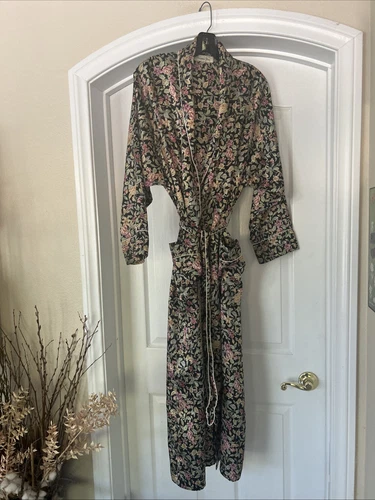 Robe longue ceinturée vintage Christian Dior taille M noire à fleurs