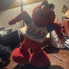 VTG 2003 Elmo Sing Dance E.L.M.O. YMCA Cheerleader Mattel not working