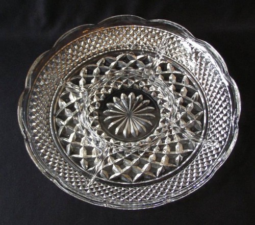 VNTG ANCHOR HOCKING WEXFORD 5 PART DIVIDED SERVING DISH - Picture 4 of 4