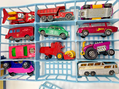 Vtg MATCHBOX Collector's Mini-Case 1969 w/ 15 Vtg LESNEY Cars 60's