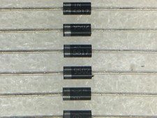 1N5817RL Motorola 1N5817 DIODE SCHOTTKY 20V 1A AXIAL 50 PIECES