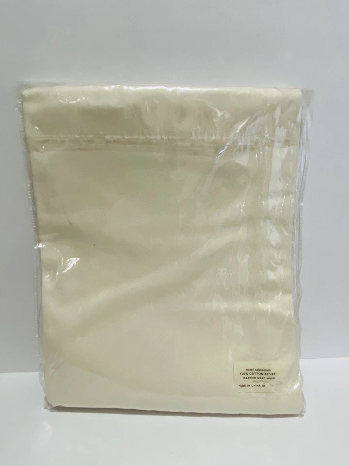 Vintage Pottery Barn Hotel Collection Tablecloth 60” X 90” 100% Cotton linens - Image 3 of 3