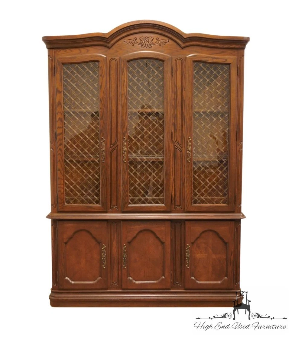 AMERICAN DREW Solid Walnut Italian Mediterranean Style 58