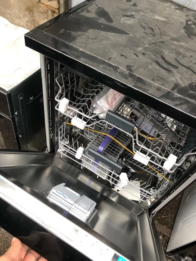 Integrated Dishwasher (14 Place Settings, Fullsize), 48 OFF