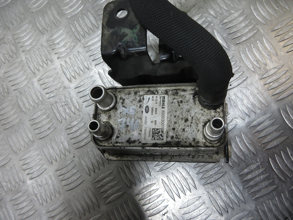 2017 JAGUAR XE 2.0 PETROL AUTO GEARBOX OIL COOLER AW837A095AA *746 - Image 4 of 4