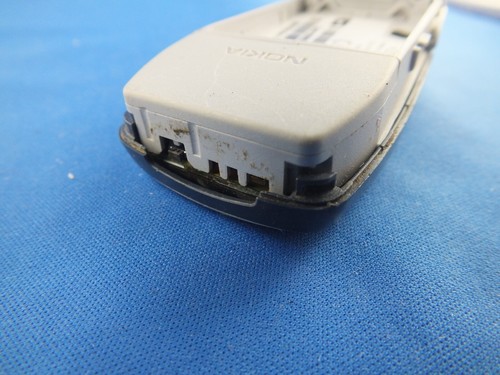 Nokia 3330 Schwarz Unvollständig Ungetestet Kult Phone Rarität ohne keypad - Bild 4 von 4