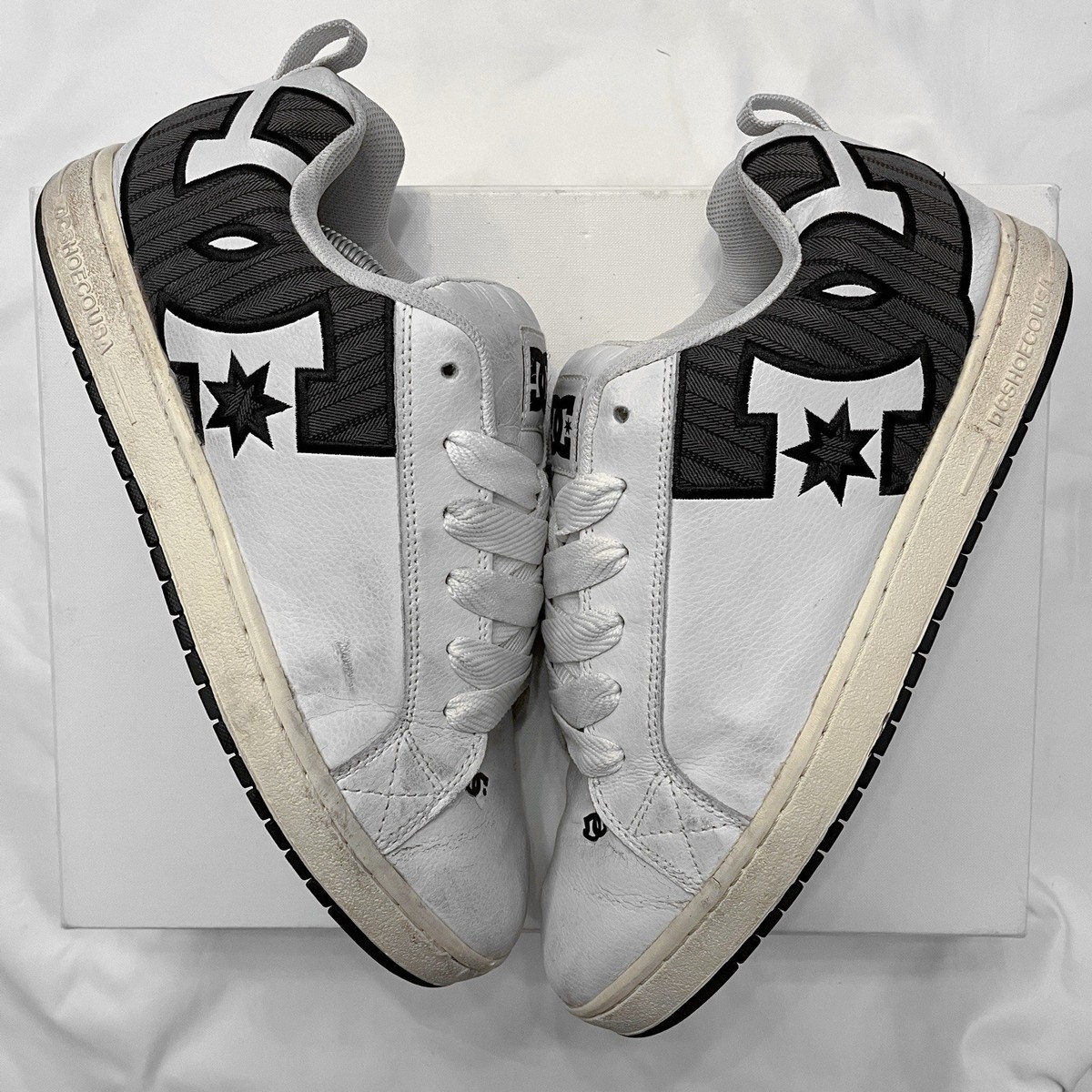 vintage y2k 00s DC Shoes Skateboard Skate SB Chunky Sneakers 