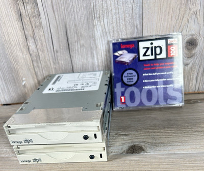 Iomega Z100iDE 3.5'' Zip Drive 100MB Internal IDE Drive Set of 2 With Zip Disk