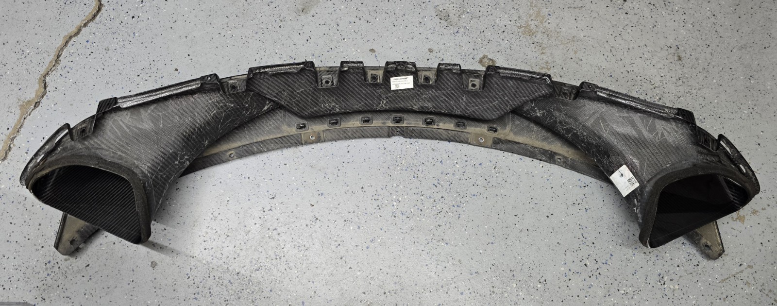 MCLAREN 720S MSO FRONT CARBON FIBRE SPLITTER 14A0117CP (NO CAMERA OPTION)