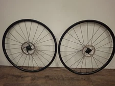 DT Swiss R470 Road Wheelset Thru Axle 11sp HG Center Lock Disc Tubeless + Rotors