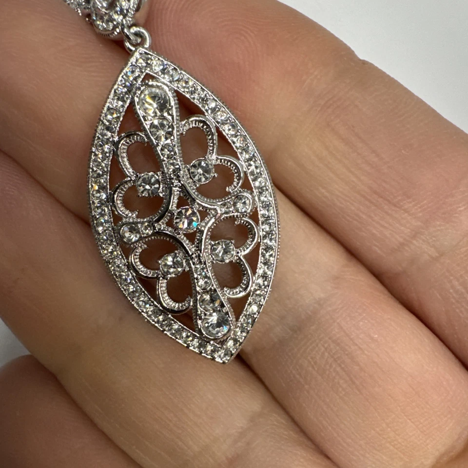 Nuevo con etiquetas Collar de lujo colgante de cristal tono plata Eliot Danori venta al por menor $150 Foto 3 de 4