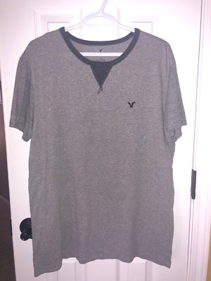 American Eagle T-Shirt - Size L