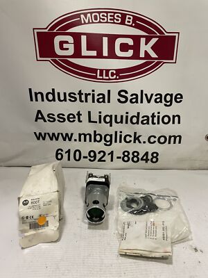 Allen-Bradley 800T-QA24G Green Pushbutton Switch 24V AC/DC -NIB