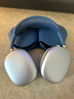 AirPods Max - Sky Blue (with case & charger)