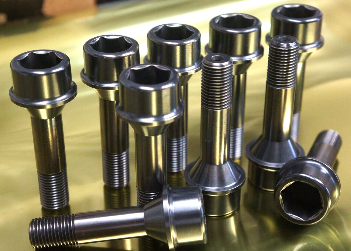 20x set Gloss Black Ferrari  Titanium Lug Bolts Studs 14x1.5 62mm