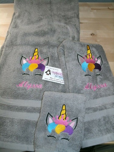 Unicorn Face Crown Personalized 3 Piece Bath Towel Set  Any Color  - Afbeelding 1 van 1