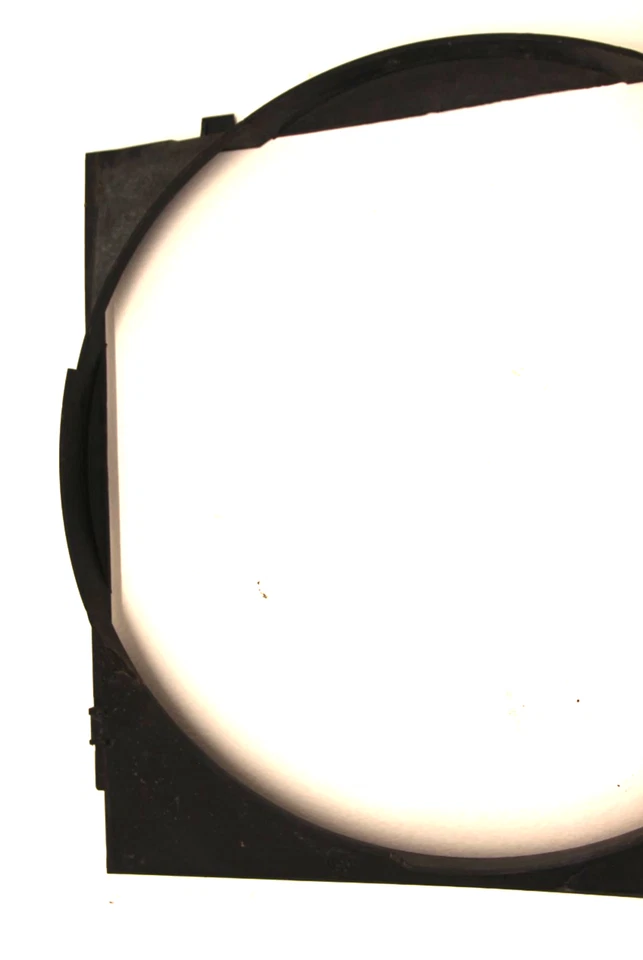 Sistema de refrigeração BMW OEM E30 84-88 tampa do ventilador de embreagem 550mm 171177201 325E 325I - Imagem 3 de 4