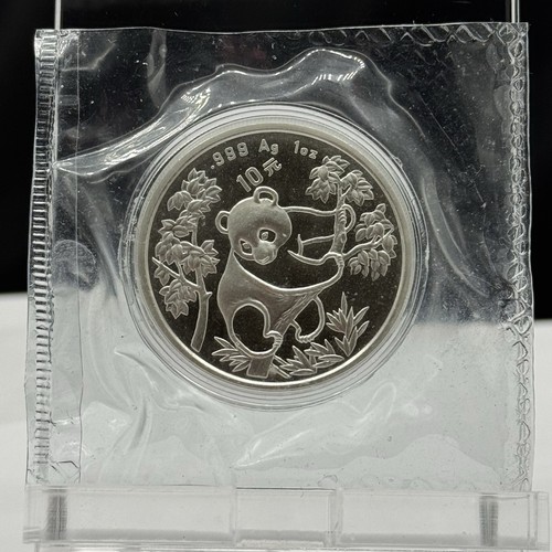 1992 10 Yuan Chinese 1 oz Silver Panda Coin BU Small Date Original Packaging