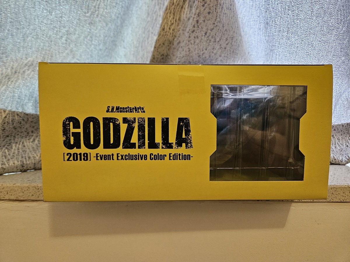 Bandai S.H. MonsterArts Godzilla 2019 SDCC Event Color Figure for
