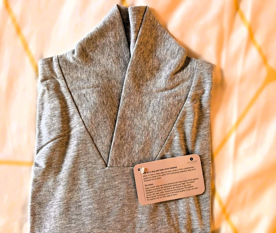 🌙 Hydra Emirates First Class Pyjama - Exclusive Edition & Neu 🛫 - Bild 4 von 4