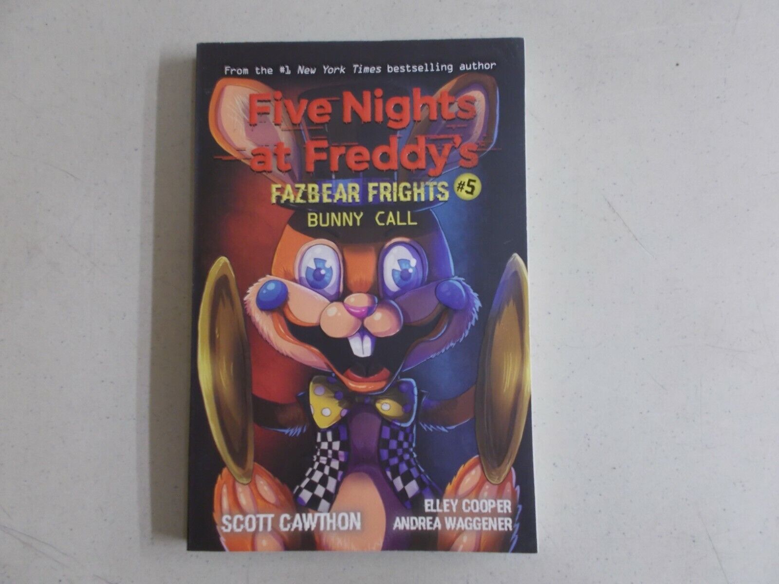  Bunny Call: An AFK Book (Five Nights at Freddy's: Fazbear  Frights #5) (5): 9781338576047: Cawthon, Scott: Books