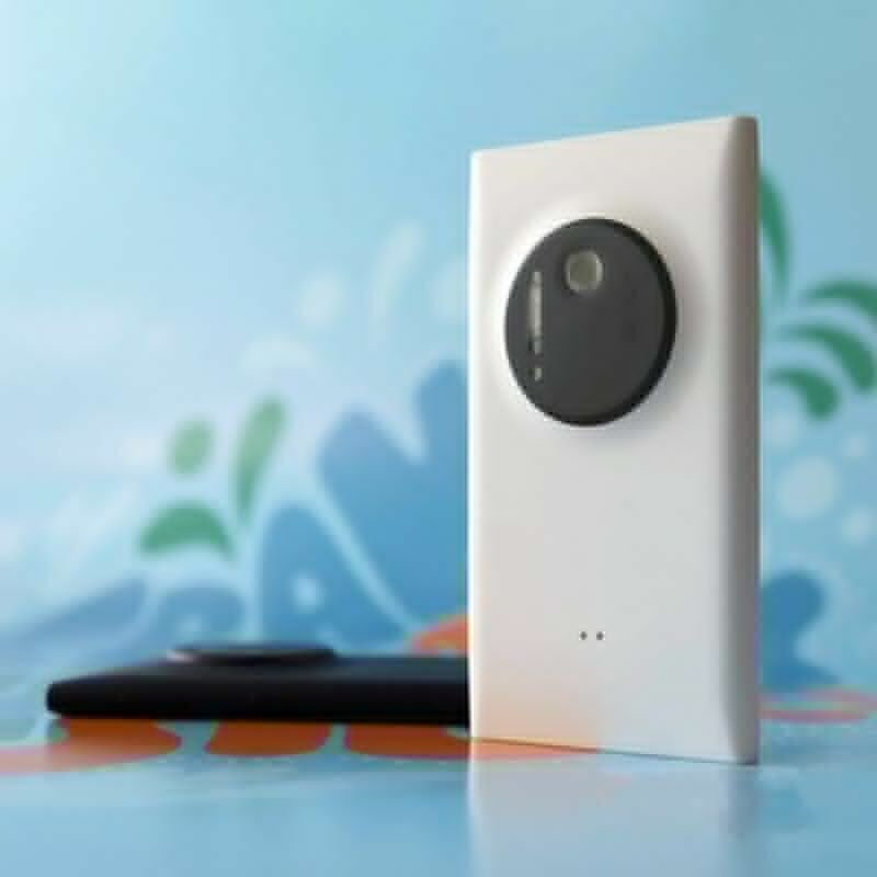 Nokia Lumia 1020 本体 白(win10mobile)+黒カバー Original Nokia Lumia 1020 Black WiFi 41MP 4.5