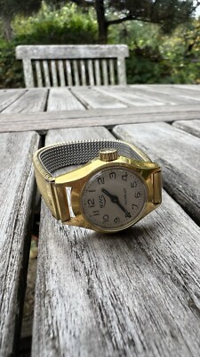BWC Incabloc Damenuhr   Goldfarbenes Armband