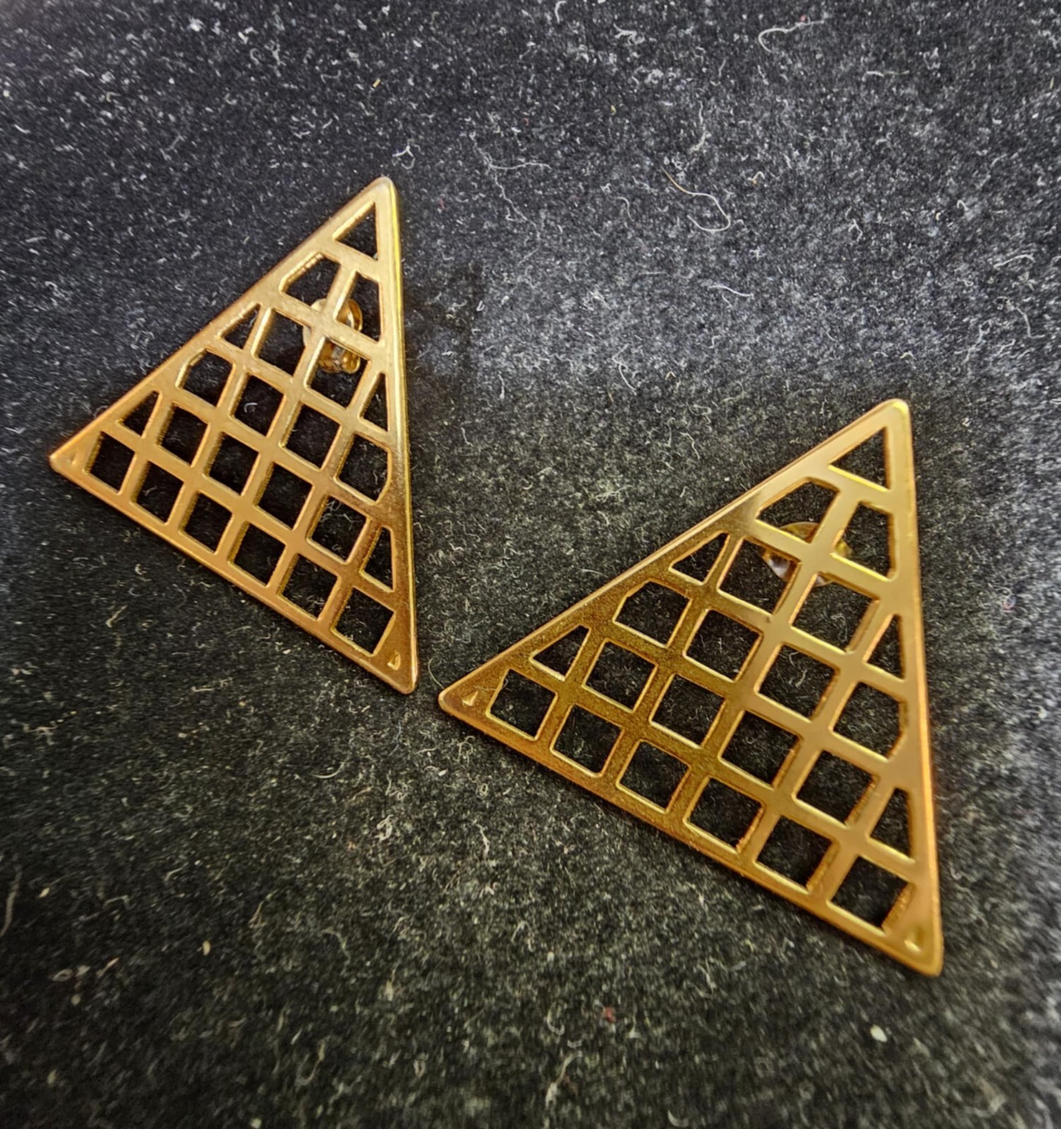 Goldtone Triangular Stud Earrings -Lightweight - … - image 2