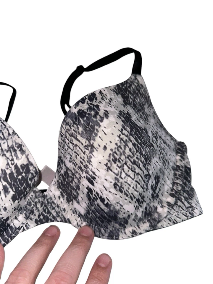 Camiseta Victorias Secret PINk Wear Everywhere sujetador ligeramente forrado 32C gris blanco Foto 3 de 4