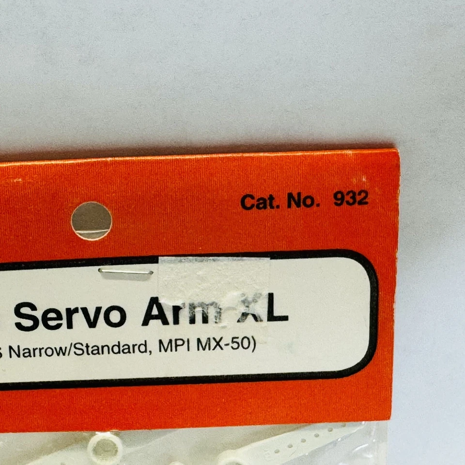 Dubro Micro Servo Arms XL Cat. No. 932 White for GWS Narrow/Standard MPI MX-50 - Image 3 of 4