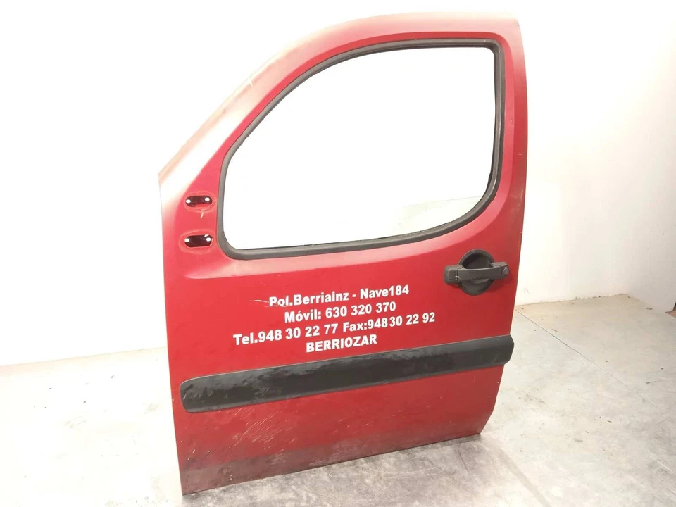 51847706 PUERTA DELANTERA IZQUIERDA / 7387038 PARA FIAT DOBLO CARGO 223 1.9 JT - Imagen 2 de 4