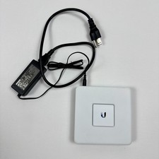 Ubiquiti Networks UniFi Security Gateway USG with Power Cord
