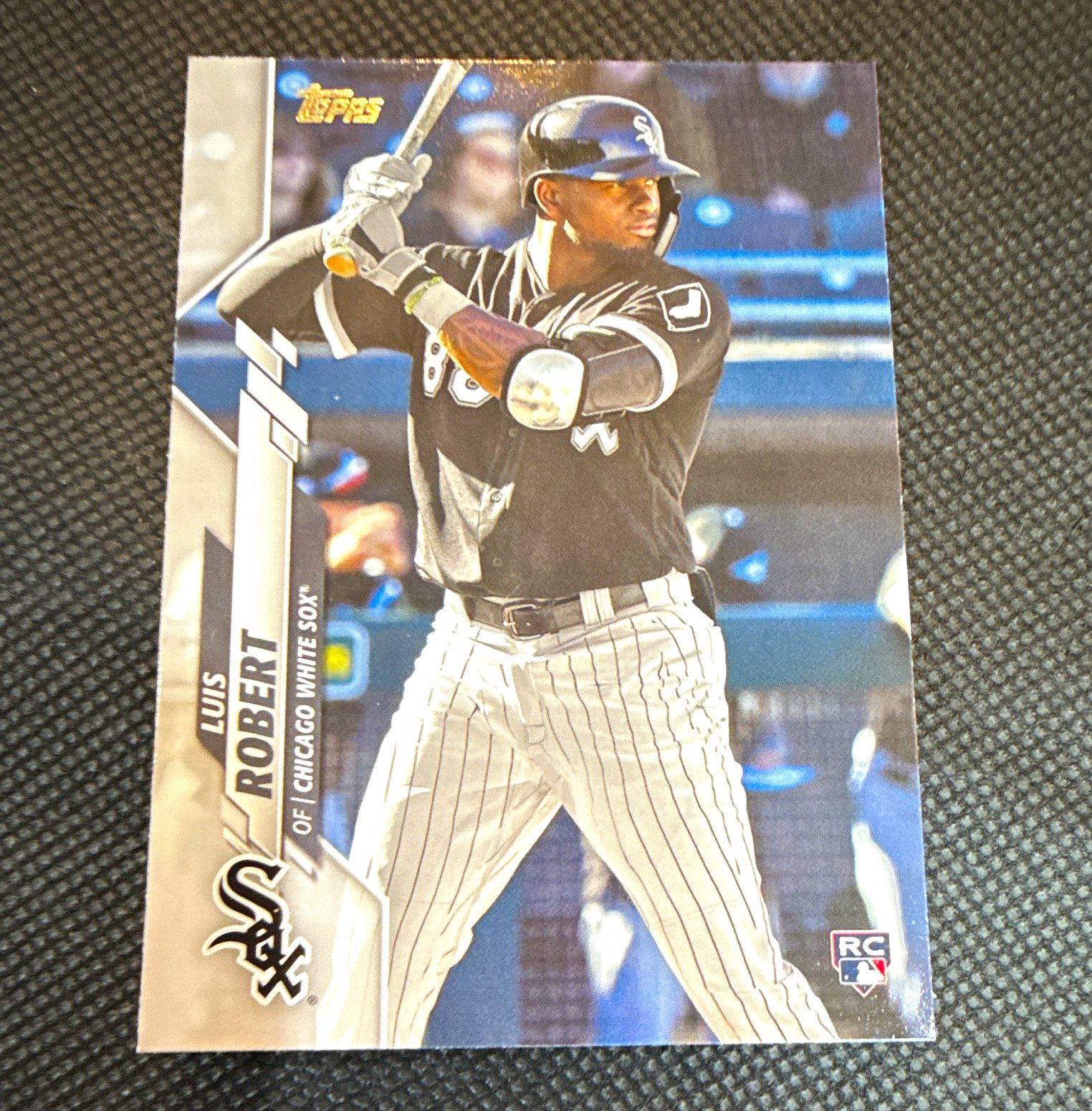Topps Series 2 2020 Luis Robert Rookie Base Set Batting White Sox #392