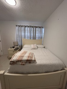 Full Sized Bedroom Furniture Set